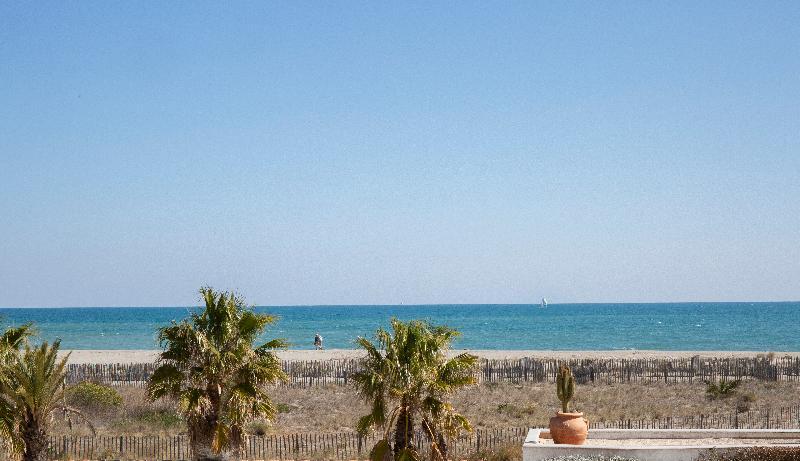 Les Bulles De Mer - Hotel & Spa Sur La Plage Saint-Cyprien  Ngoại thất bức ảnh